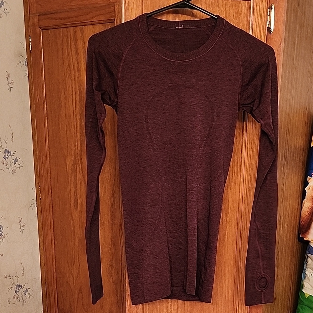 Lululemon Long Sleeve Swiftly Tech Top